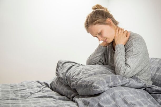 Dor no pescozo debido á osteocondrose cervical